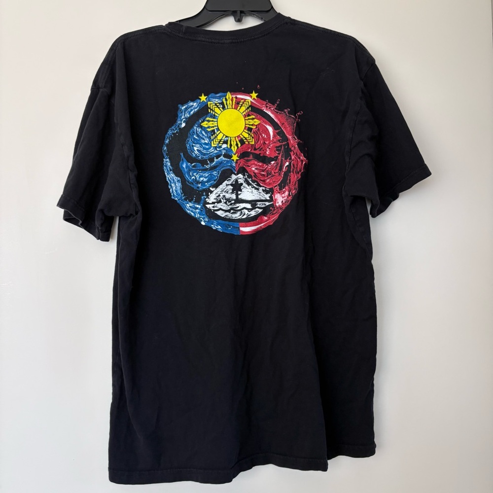 HIC Black Graphic T-Shirt with Filipino flag likeness